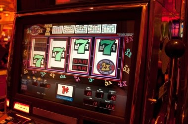 Detailed payout table and bonus feature explanation